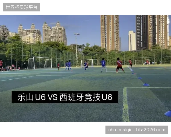 三中卫体系能够在由攻转守时提供更快的防守落位速度，符合现代足球战术趋势。